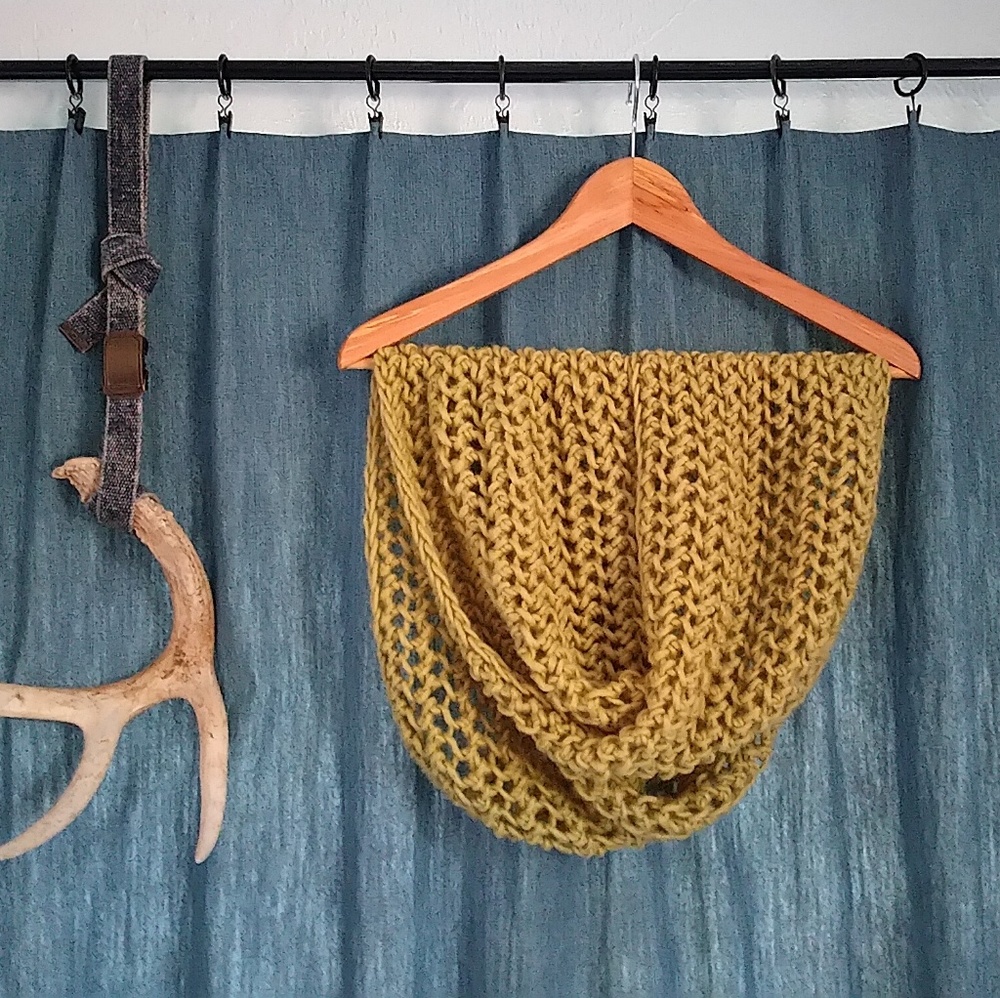 Pea-Green Large-Knit Infinity Scarf